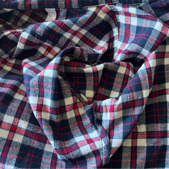 American Apparel Flannel Plaid Button-up Shirt. - Picture 3 of 6